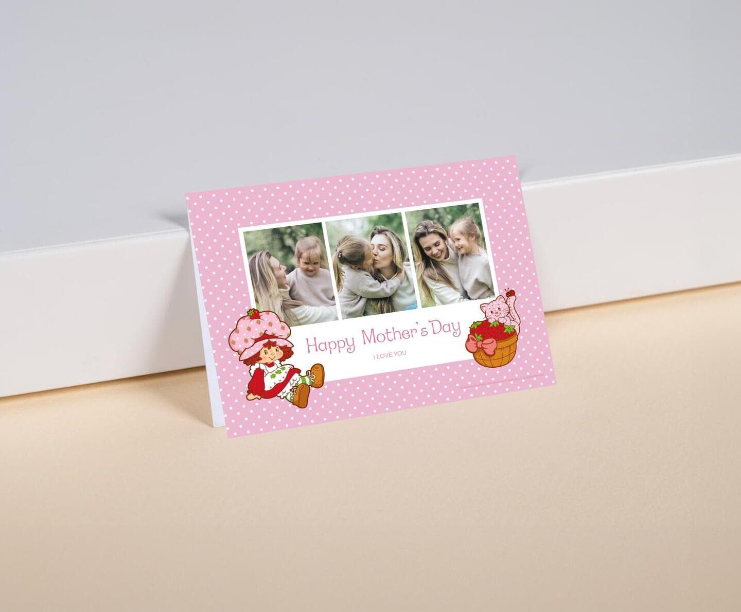 Strawberry Shortcake™ Love Mom Card