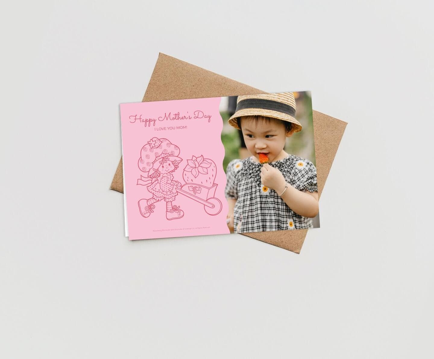 Strawberry Shortcake™ Perfect Mom Card