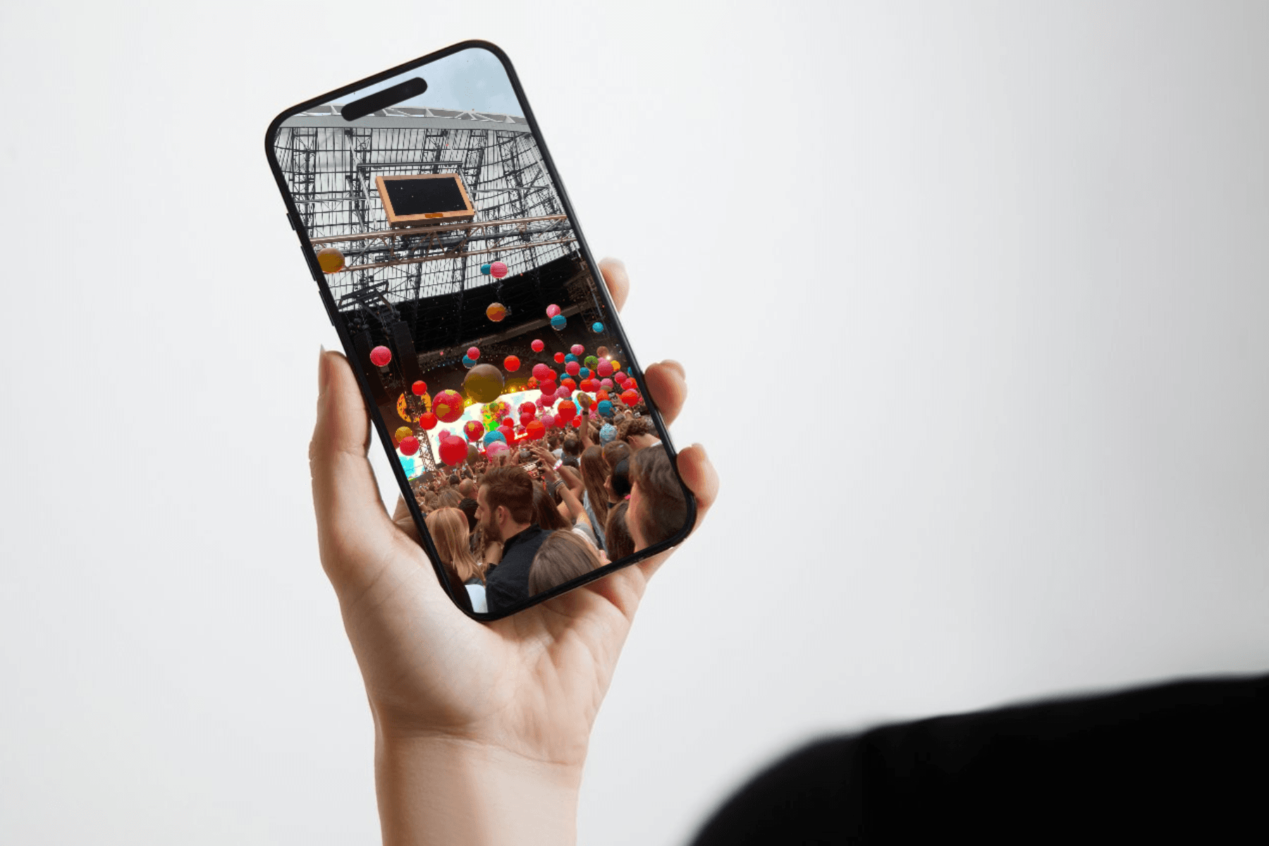 concert photo on a phone